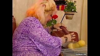 Fat Grandmother Luvs Sliding knuckle abysm involving an besides be useful to Fucknig
